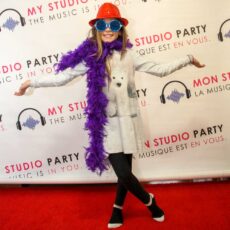 Pop Star Birthday Party Package (7 to 9 yrs old) by My Studio Party