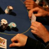 Playing poker with organijeu